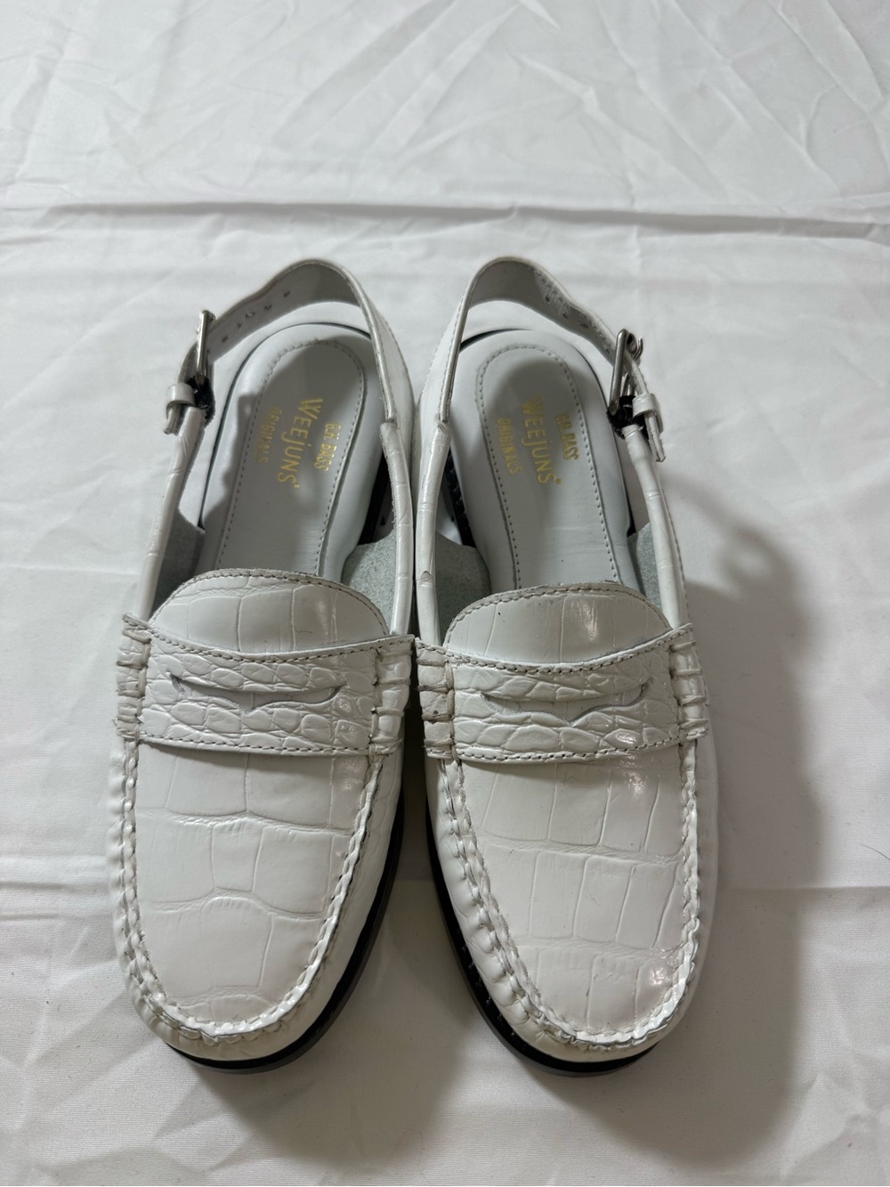 Vintage G.H. Bass Weejuns Whitney Croc Emboss Slingback Loafers White Leather 6M